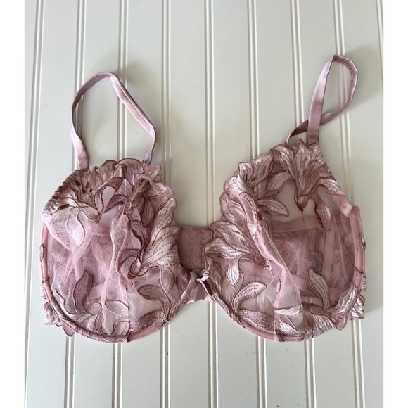 Elegant Pink Lace Lily Bra - Picture 1 of 9
